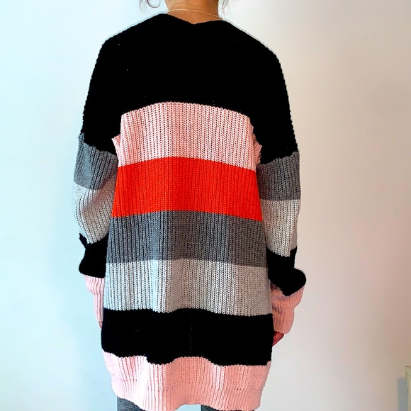 Multi Color Cardigan W Pockets - Picture 3 of 4